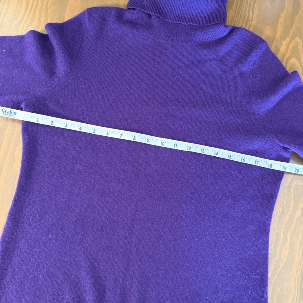 Bloomingdale’s Cashmere Turtleneck Sweater, XL - Picture 4 of 12